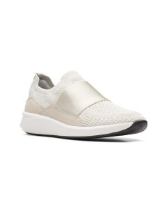 Women's Clarks Un Rio Knit White