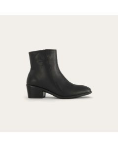 Women's Naot Goodie Water Resistant Black Leather