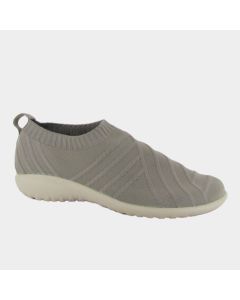 Women's Naot Okahu Taupe Knit