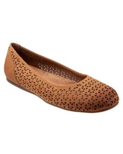 Women's Softwalk Sonoma Luggage Nubuck Perf