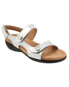 Women's Trotters Romi Metallic Silver