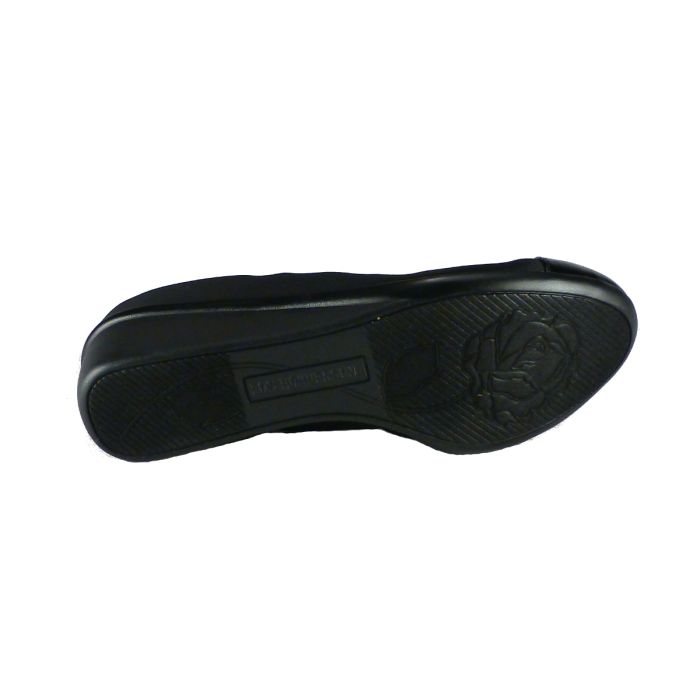Buy Women's Ros Hommerson Elizabeth Black Micro | Michelson's Shoes -  Lexington & Needham MA