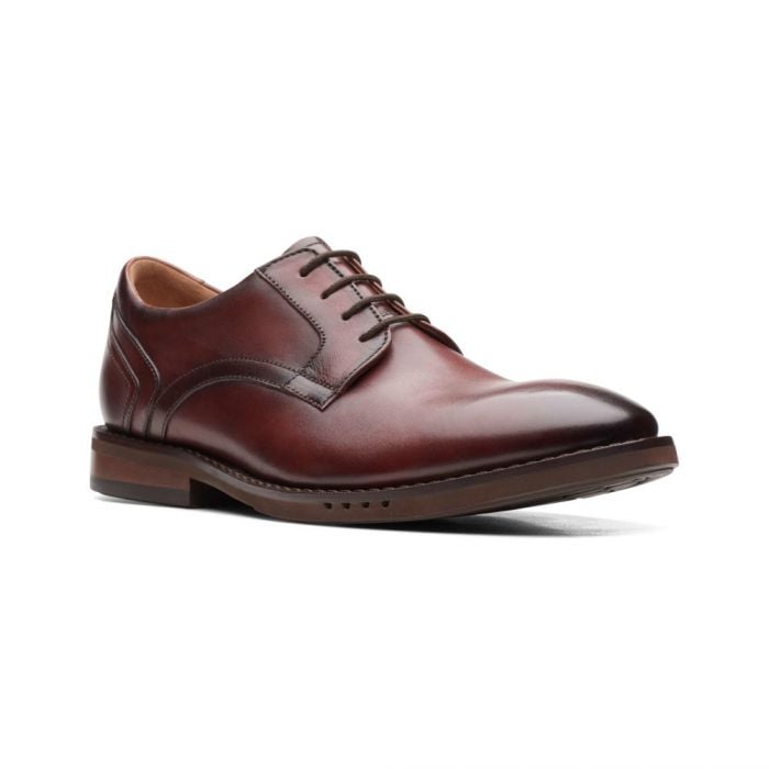 Buy Clarks Un Lace Leather | Michelson's Shoes - Lexington & Needham MA